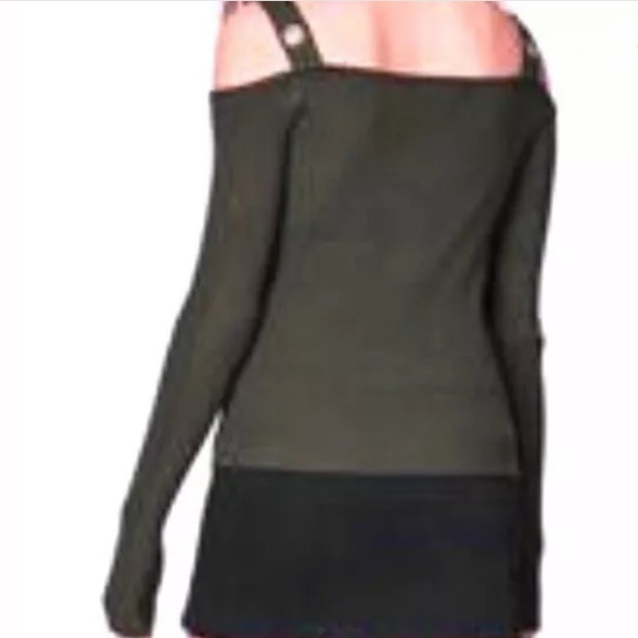 Carmar off shoulder long sleeve ⭐️NWT⭐️ - Picture 3 of 10